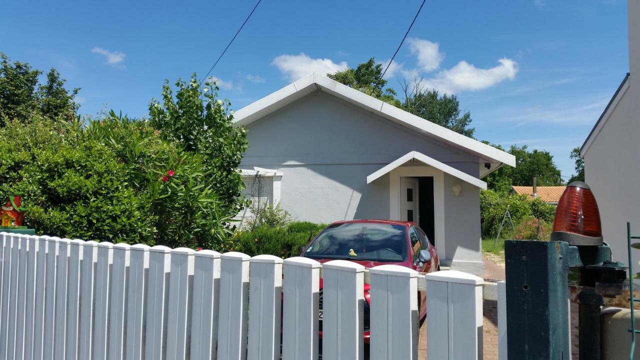 L Escapade Medocaine Apartment Le Taillan-Médoc Екстериор снимка